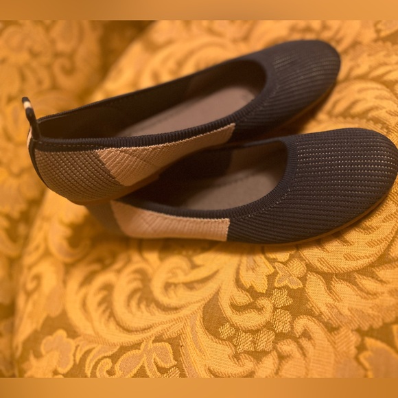 Lily & Dan Flats - Picture 8 of 8